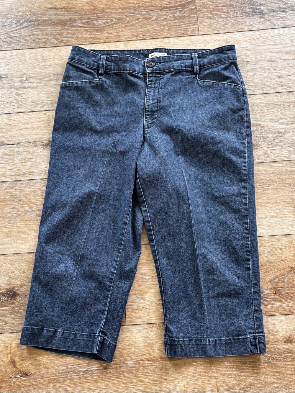 Lee Just Below The Waist Capri Womens Size 14 Comfort Stretch Denim Jean Classic